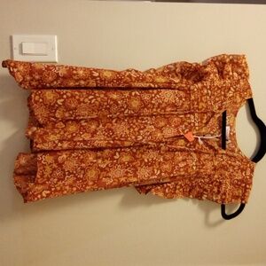 BNWT rust floral  100% cotton SUNDRY top
